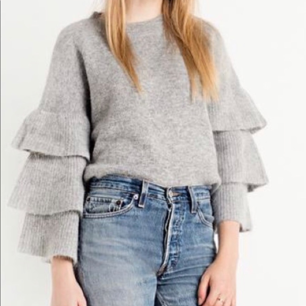 WHO WHAT WEAR Gray Ruffle Sweater